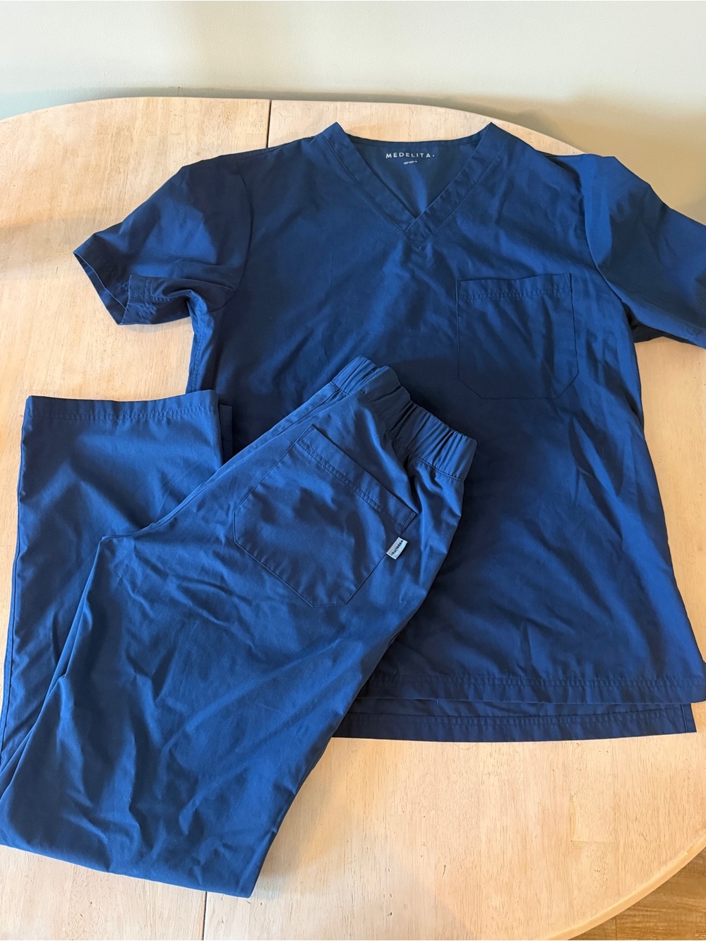Medelita Premium Scrub Set (Top & Pants) - Navy Blue - Men’s Medium